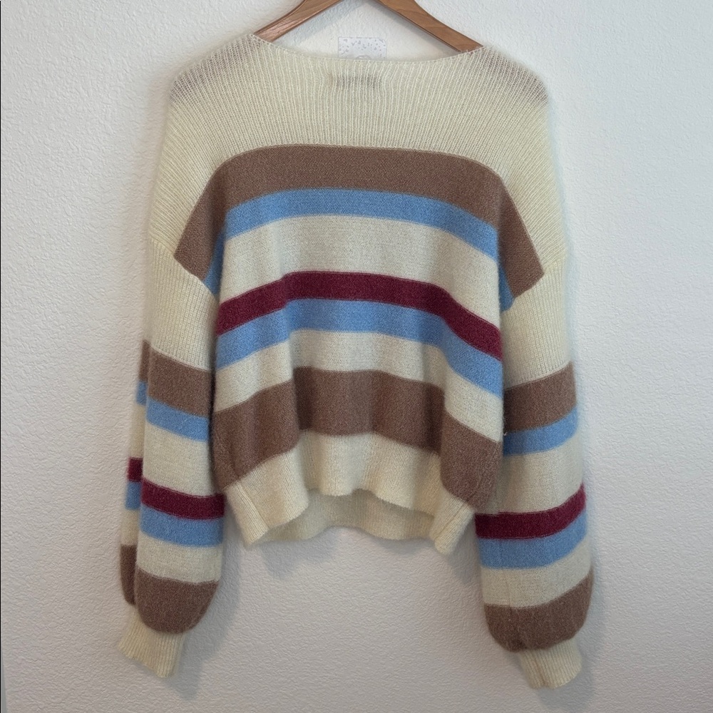 Anthropologie Flat White Fluffy Cream Striped Crewneck Women's Sweater M - Picture 4 of 10